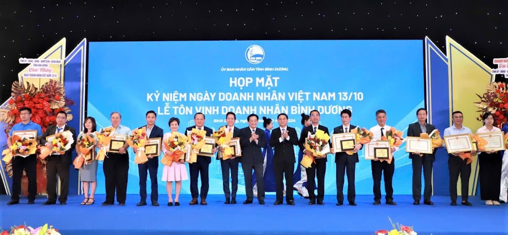 Doanh nhân, doanh nghiệp hội viên Bình Dương được vinh danh Sao Vàng Đất Việt, Sao Đỏ và Doanh nhân trẻ khởi nghiệp xuất sắc