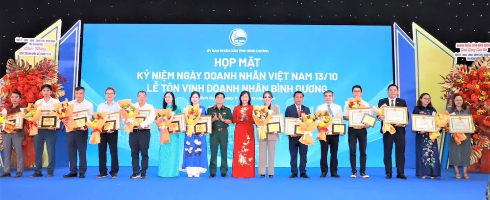 Doanh nhân, doanh nghiệp hội viên Bình Dương được vinh danh Sao Vàng Đất Việt, Sao Đỏ và Doanh nhân trẻ khởi nghiệp xuất sắc